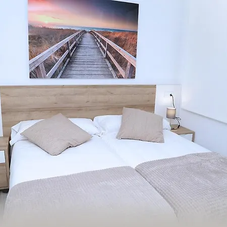 Apartment Piso Plaza Mercado 2,3 *